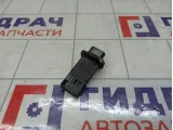Расходомер воздуха (массметр) Nissan Tiida (C11) 22680-7S00A