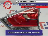 Фонарь задний внутренний правый Nissan X-Trail (T32) 26550-4CA1B. Дефект стекла.