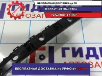 Направляющая заднего бампера правая Nissan X-Trail (T32) 852204CE0A.