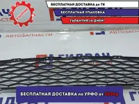 Решетка в бампер центральная Nissan X-Trail (T32) 622544CL0A.