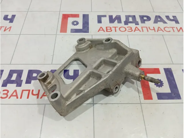 Кронштейн двигателя правый Nissan X-Trail (T30) 11231-AU400