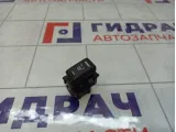 Кнопка обогрева сиденья правая Nissan X-Trail (T30) 25500-AX600