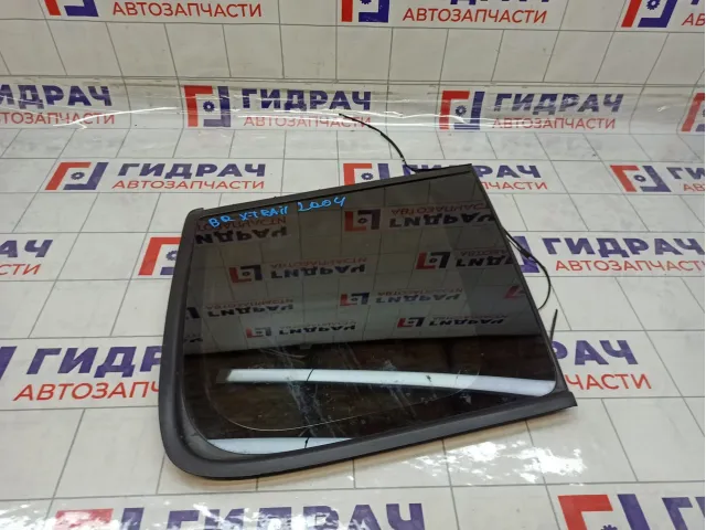 Стекло кузовное глухое правое Nissan X-Trail (T30) 83300-8H301