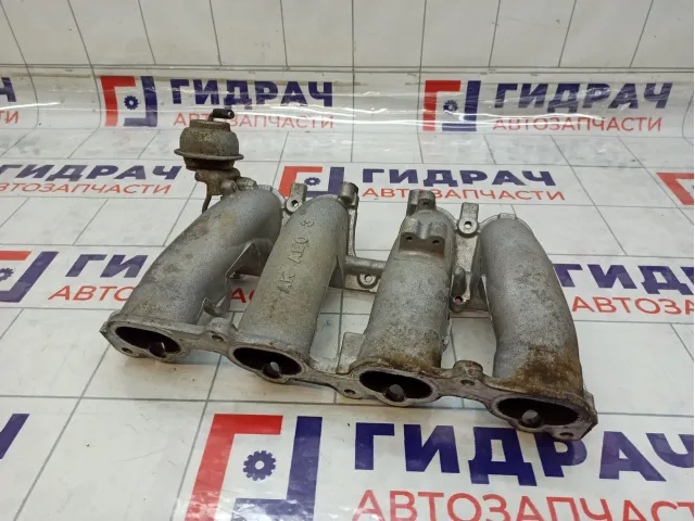Коллектор впускной Nissan X-Trail (T30) 14001-AE010