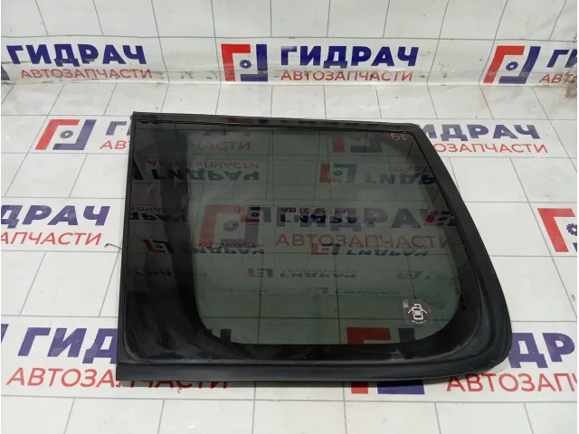 Стекло кузовное глухое (форточка) заднее левое Nissan X-Trail (T30) 833018H501