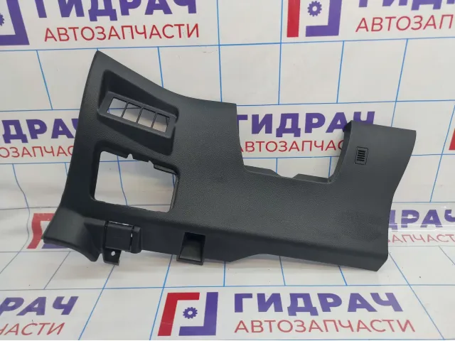 Накладка под рулевую колонку Nissan X-Trail (T31) 68106-JG40A