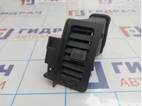 Дефлектор воздушный центральный правый Nissan X-Trail (T31) 68750-JG45C