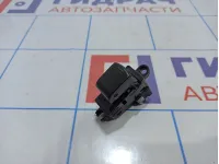 Кнопка стеклоподъемника Nissan X-Trail (T31) 25411-JD000 Кнопка стеклоподъемника Nissan X-Trail (T31) 25411-JD000