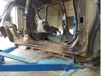 Порог со стойкой правый Nissan X-Trail (T31)