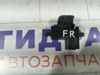 Кнопка стеклоподъемника переднего правого Nissan X-Trail 25411JG000