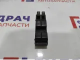 Блок управления стеклоподъемниками Nissan X-Trail (T31) 25401-JG410.