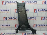 Обшивка стойки средней правой нижняя Nissan X-Trail (T31) 76915-JG00A. Царапины.