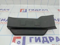 Накладка порога внутренняя задняя правая Nissan X-Trail (T31) 76954-JG00A. Царапины, потертость.