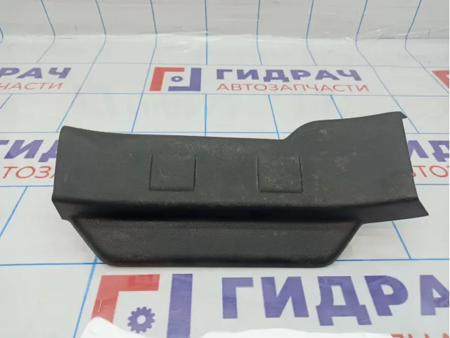 Накладка порога внутренняя задняя правая Nissan X-Trail (T31) 76954-JG00A. Царапины, потертость.