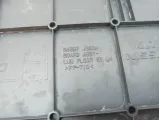 Пол багажника Nissan X-Trail (T31) 849B7-JG00A. Левая часть. Царапины, потертость.