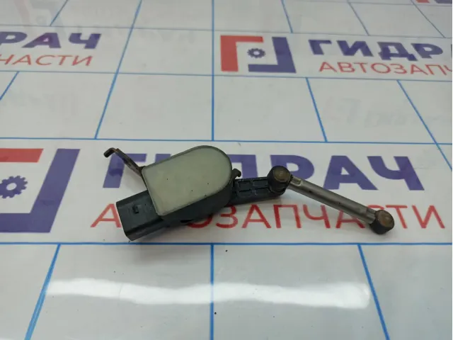 Датчик регулировки дорожного просвета Nissan X-Trail (T31) 53820-JG00A.