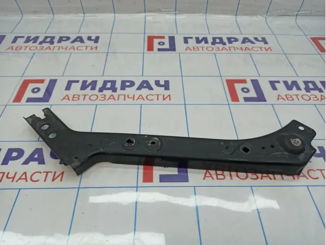 Элемент передней панели верхняя правая Nissan X-Trail (T31) 62512-JG00A.