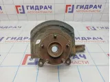 Кулак поворотный передний правый Nissan X-Trail (T31) 40014-JG000. Ступичный подшипник под замену.
