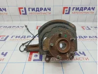 Кулак поворотный передний левый Nissan X-Trail (T31) 40015-JG000. Ступичный подшипник под замену.