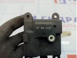 Моторчик заслонки отопителя Nissan X-Trail (T31) 27730-EN000.