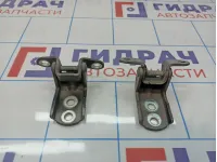Петля двери передней правой Nissan X-Trail (T31) . Комплект.