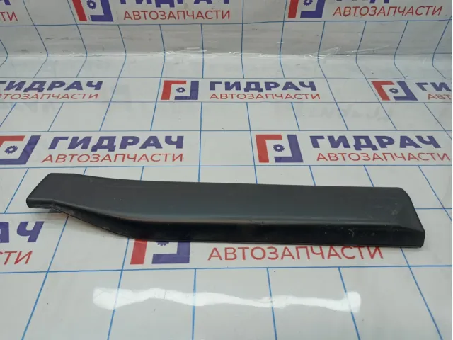 Накладка двери задней левой Nissan X-Trail (T31) 82877-JG00A. Царапины, сломаны крепление.