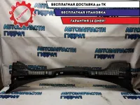 Решетка под лобовое стекло Skoda Octavia a5 1Z1819415F Отличное  состояние