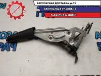 Рычаг стояночного тормоза Skoda Octavia a5 1Z1711303C Отличное  состояние