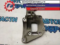 Кронштейн генератора Skoda Octavia a5 06F903143F Отличное  состояние