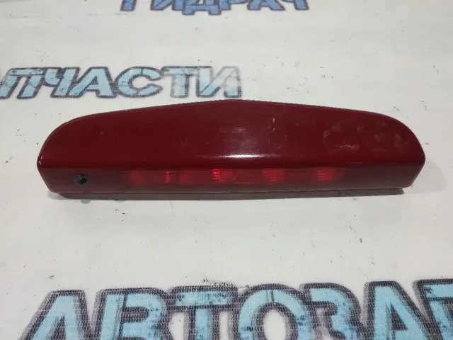 Фонарь задний (стоп сигнал) Opel Corsa D 13188045.