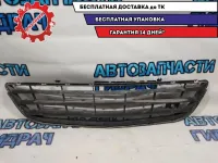 Решетка в бампер центральная Opel Corsa D 6400639. Дефект крепления.