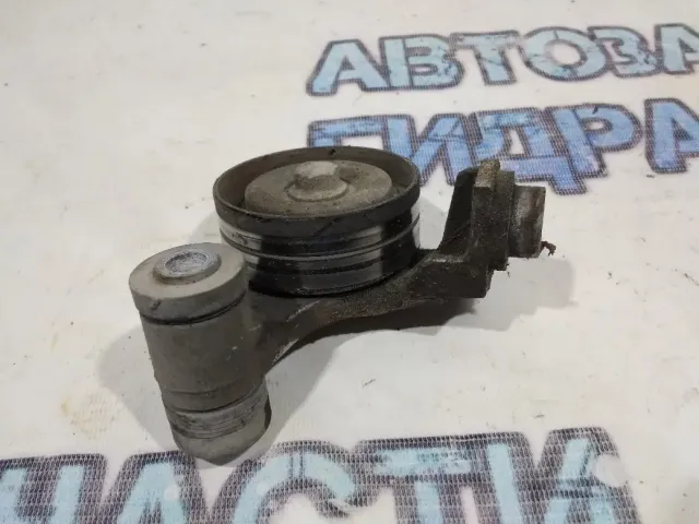 Ролик  Opel Corsa D