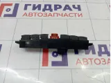 Кнопка аварийной сигнализации Opel Antara (С105) 96673014