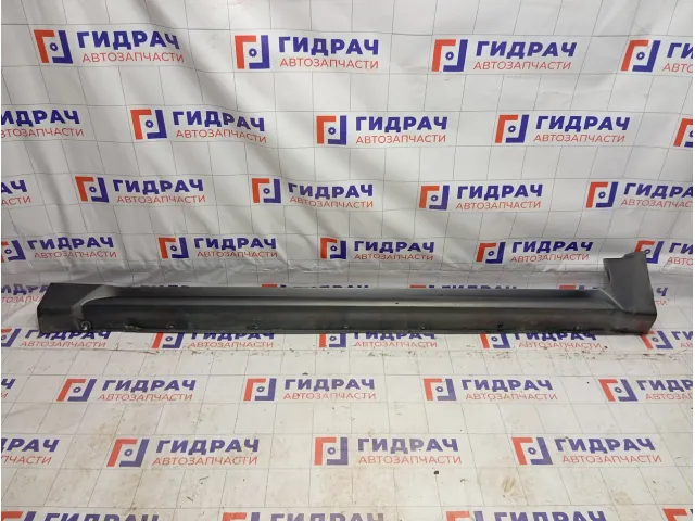 Накладка на порог наружная правая Opel Antara (С105)