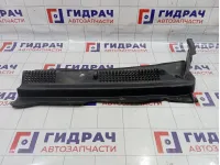 Решетка стеклоочистителя левая  Opel Antara (С105) 96622272