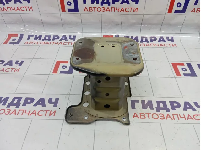 Кронштейн усилителя переднего бампера правый Opel Antara (С105) 4813513