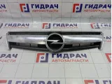 Решетка радиатора Opel Antara (С105) 96433328