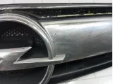 Решетка радиатора Opel Antara (С105) 96433328