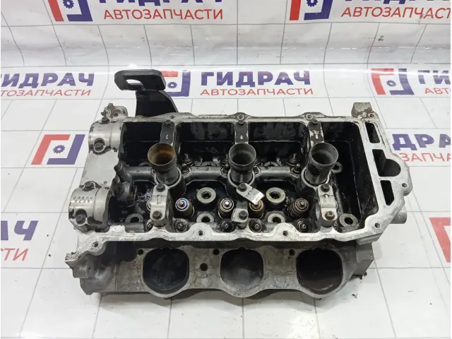 Головка блока цилиндров правая Opel Antara (С105) 12566818