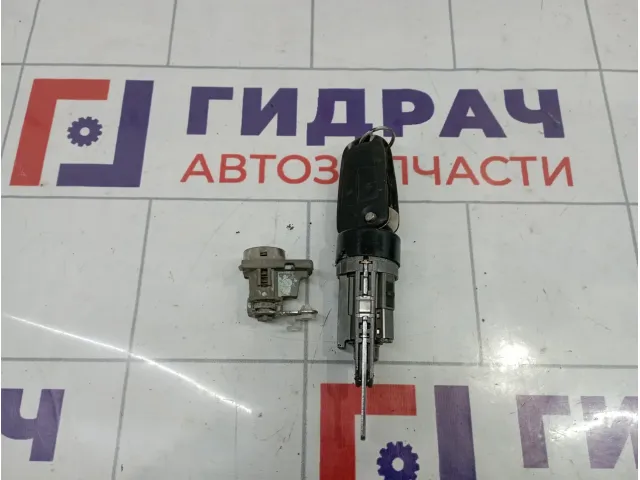 Замок зажигания Opel Antara (С105) 96829930