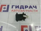 Моторчик заслонки отопителя Opel Antara (С105)