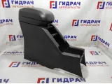 Консоль центральная с подлокотником Opel Antara (C105) 4814075. Царапины.