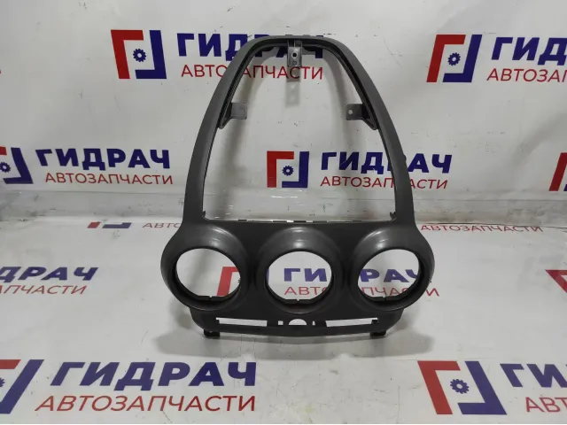 Накладка декоративная на торпедо Opel Antara (C105) 4811449. Центральная.