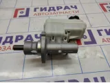 Цилиндр тормозной главный Opel Antara (C105) 4808835.