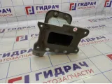 Кронштейн усилителя переднего бампера правый Opel Antara (C105) 4813513.