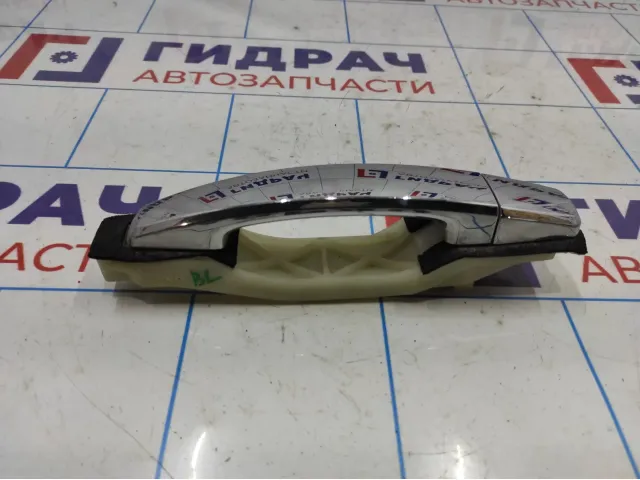 Ручка двери зажней наружная левая Opel Antara (C105) .