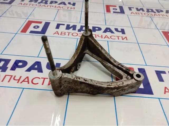 Кронштейн кондиционера Opel Antara (C105) 96628790.