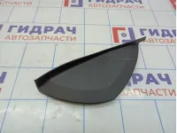 Накладка декоративная на торпедо правая Opel Antara (C105) 96661677. Царапина.