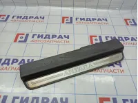 Накладка порога переднего левого внутренняя Opel Antara (C105) 96630458. Царапины.Сломано крепление.