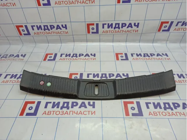 Накладка декоративная Opel Antara (C105) 4810146. На заднюю панель.